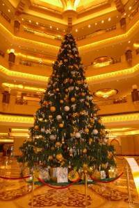 Le sapin de noël le plus cher au monde est à Abou Dhabi
