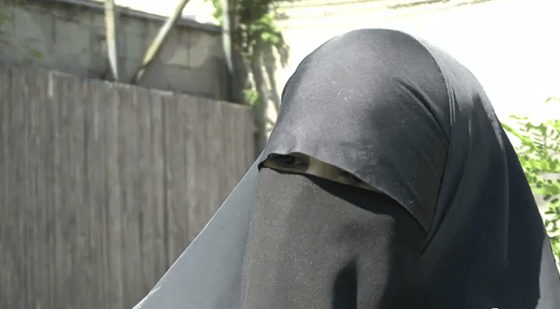 La Suisse autorise le port du niqab