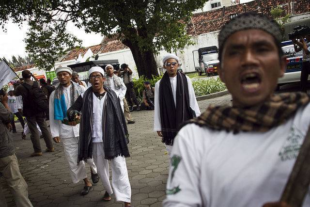 Indonésie : le Front des Défenseurs de l&rsquo;Islam fait annuler un festival de transsexuels