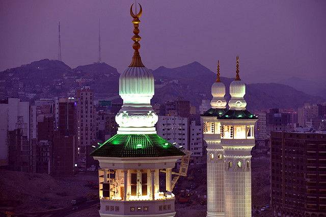 Arabie Saoudite : imams et muezzins de La Mecque devront être saoudiens