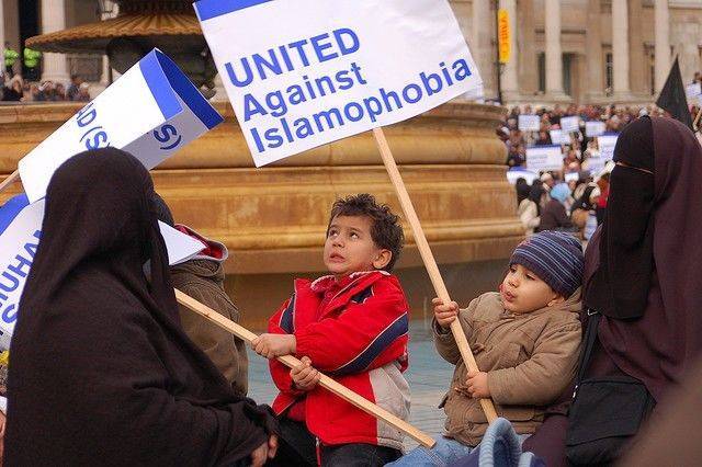 Unis contre l'islamophobie Unis contre l'islamophobie