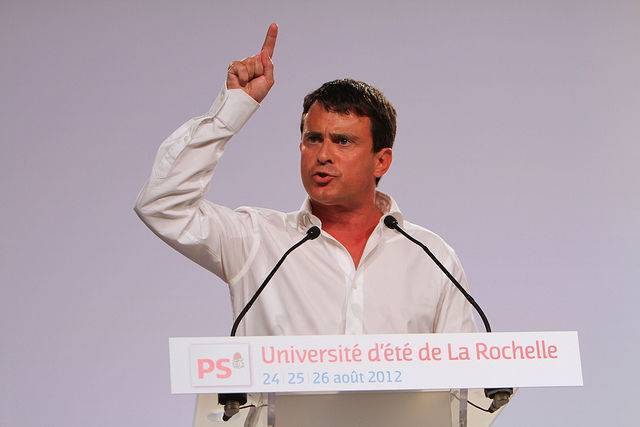 Manuel Valls appelle à dénoncer les personnes pratiquant un 'islam sectaire' Manuel Valls appelle à dénoncer les personnes pratiquant un 'islam sectaire'