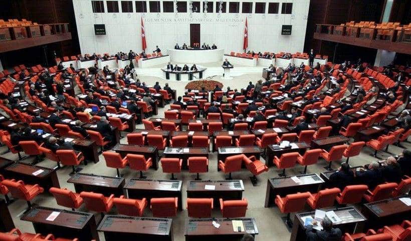 Turkey extends deadline to attack Kurds in Iraq