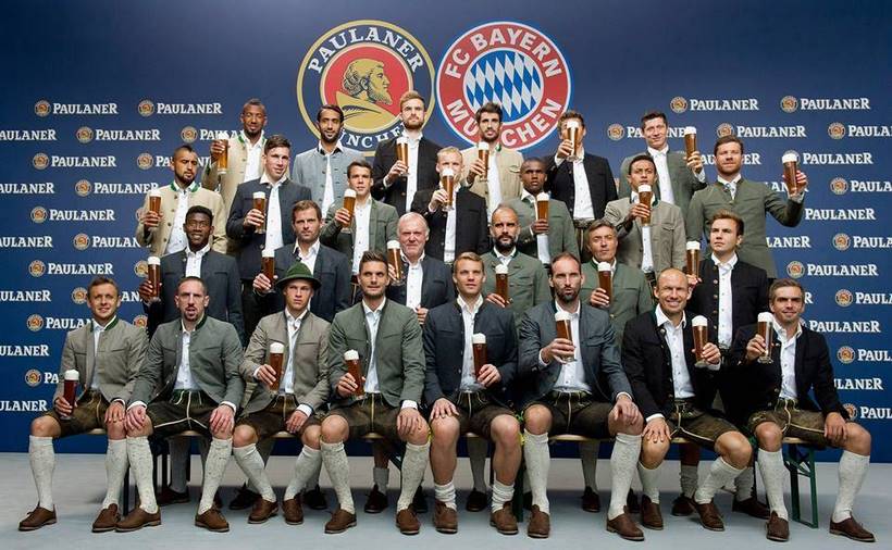 Football : Ribéry et Benatia posent sans verre de bière à la...
