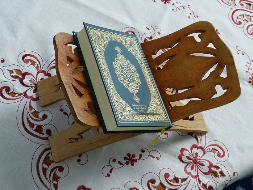 Ma fille, tes vraies héroïnes sont dans le Coran et la Sunna Ma fille, tes vraies héroïnes sont dans le Coran et la Sunna