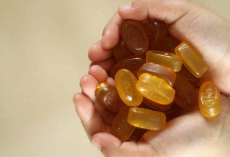 Faire ses propres pastilles contre la toux et maux de gorge...